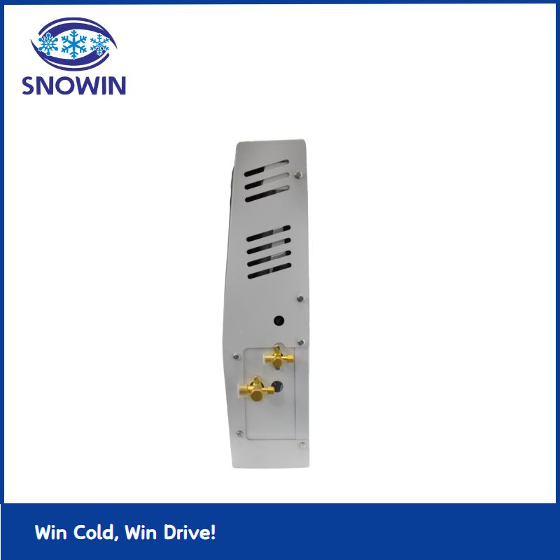 split type truck air conditioners snowin cold